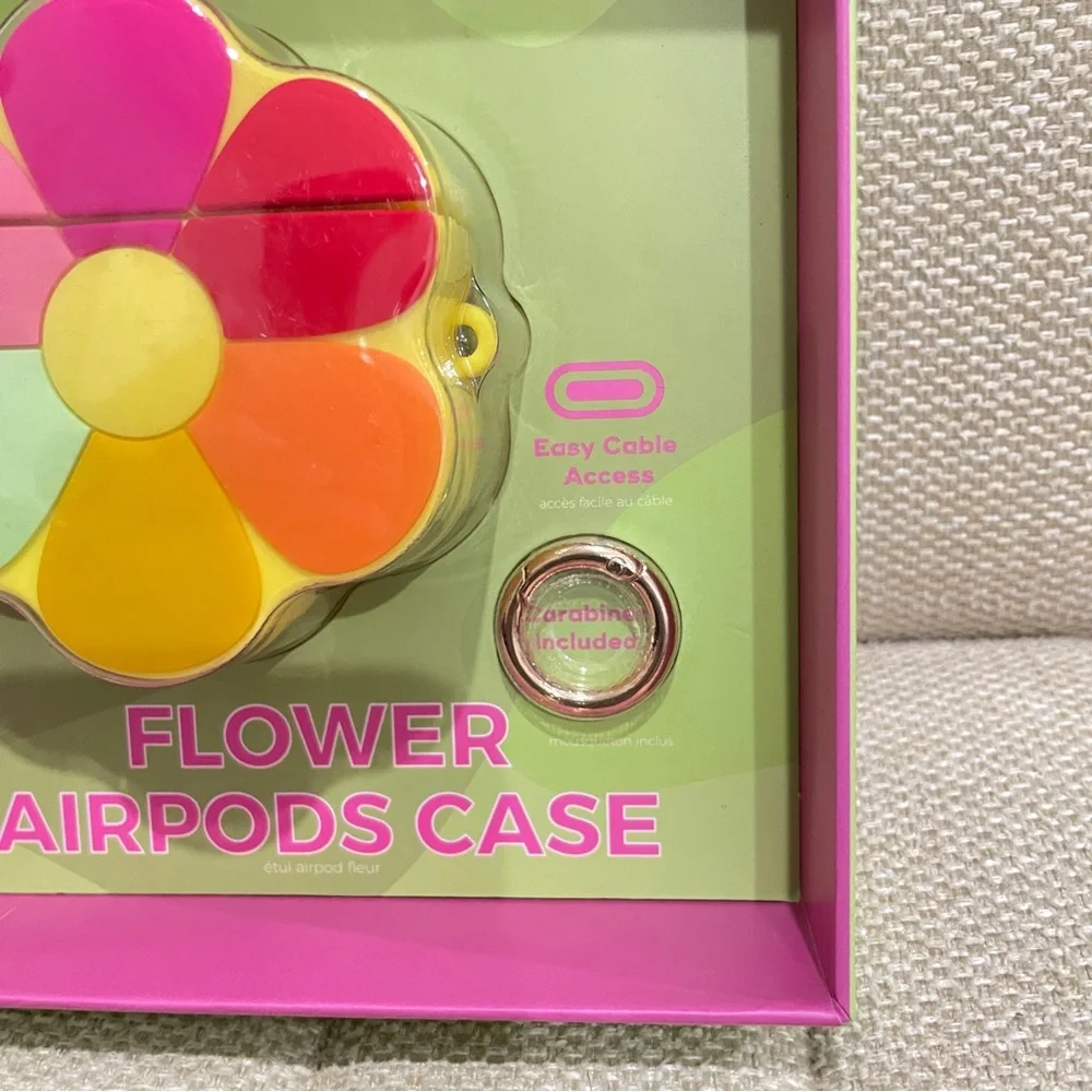 NEW Macbeth‎ Collection Margaret Josephs Flower AirPods Case Silicone Multicolor